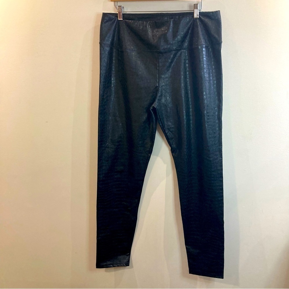 7 FOR ALL MANKIND Sz XL Embossed Snakeskin Pull On Vegan Leather Leggings